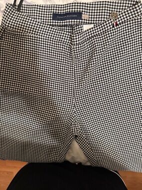 Tommy Hilfiger Black and White pant